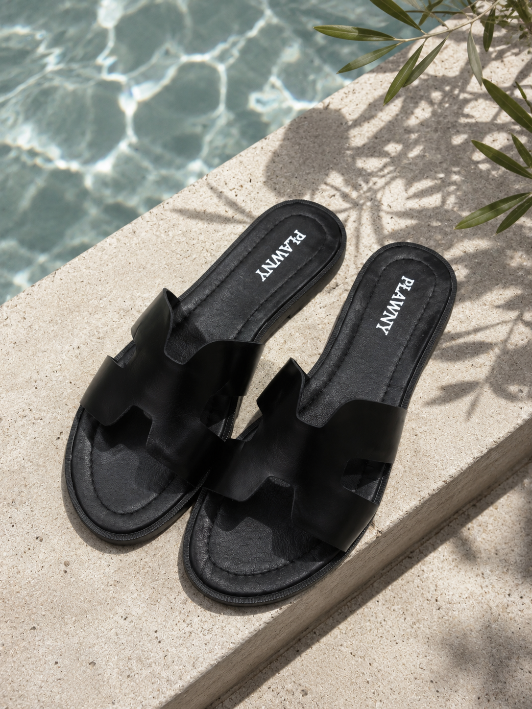 Klapki damskie skórzane czarne – wsuwane, lekkie, skóra naturalna, polska produkcja | Pławny Shoes