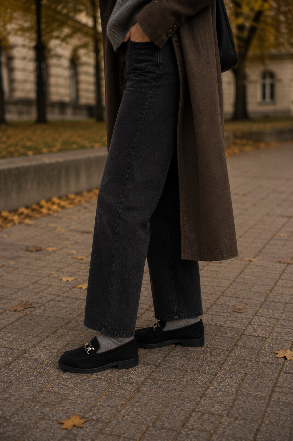 Buty mokasyny czarne  typu  barefoot, lekkie, wygodne skóra naturalna zamszowa, polska produkcja