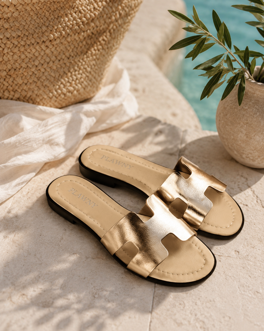 Klapki damskie skórzane SAN REMO złote – wsuwane, płaska podeszwa, polska produkcja | Pławny Shoes