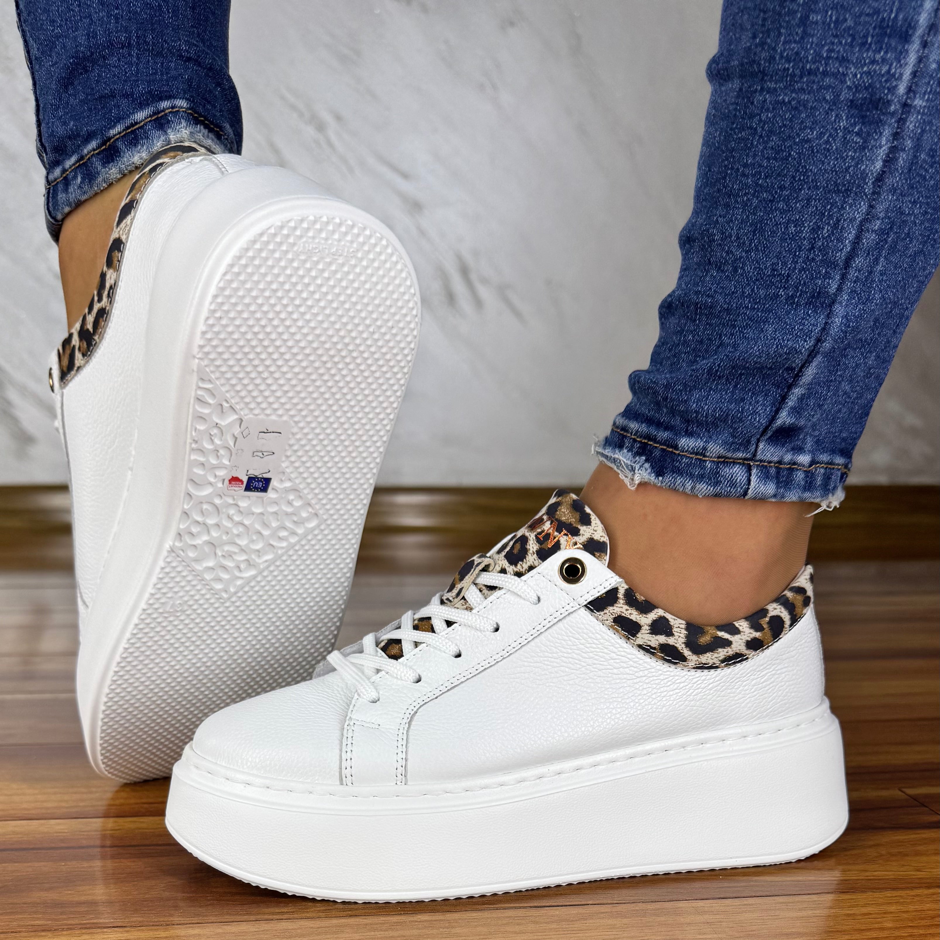 Sneakersy panterkowe