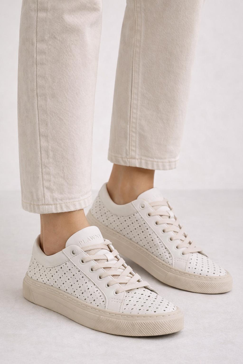 Sneakersy damskie skórzane BREEZE beżowe w kropki – przewiewne, welurowe, polska produkcja | Pławny Shoes